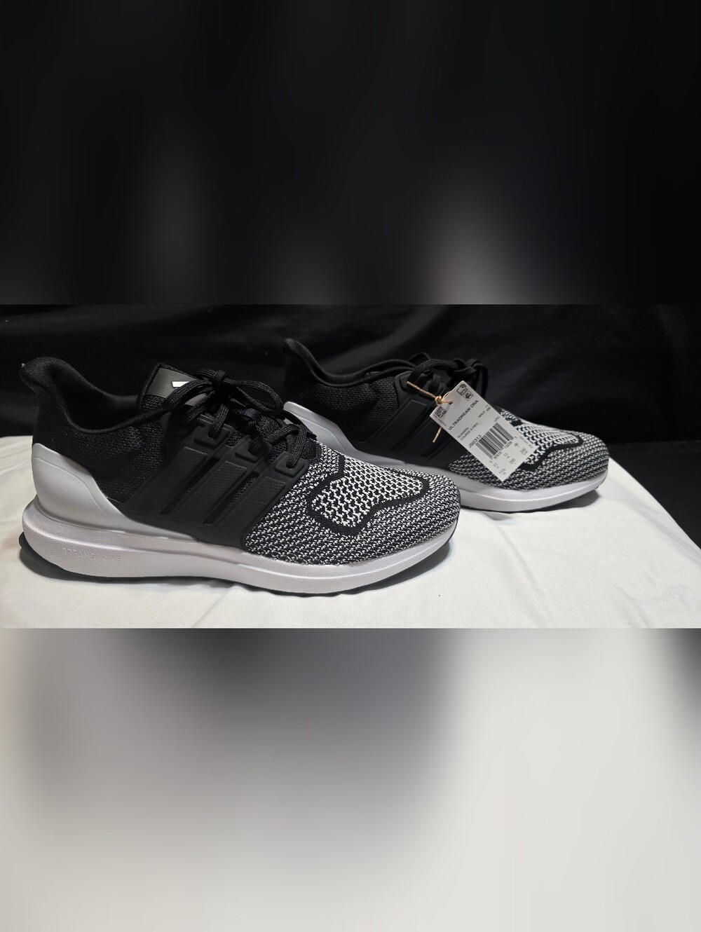 Adidas Ultraboost Dream DNA Men's Size 11.5 Black White Running Shoes NEW.